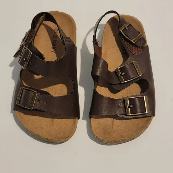 Old Navy Sandals brown Leather Like 2 Strap Back Size 7 strappy 140/63
