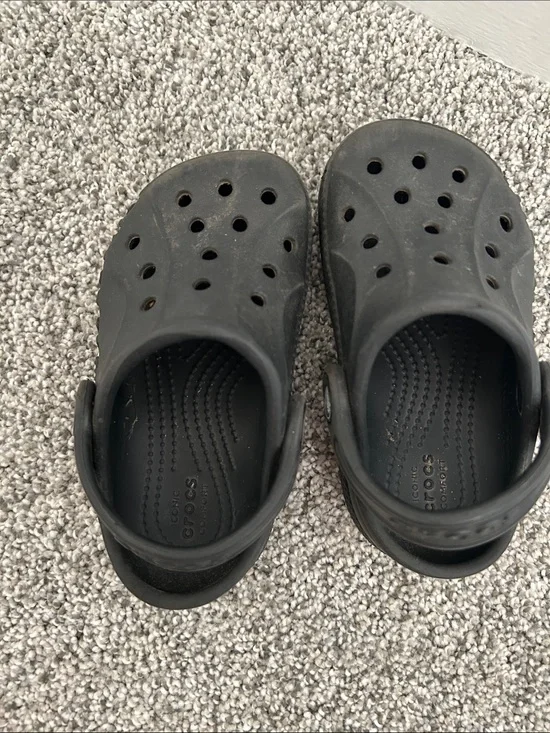CROCS Toddler Black Classic Clog Sandals