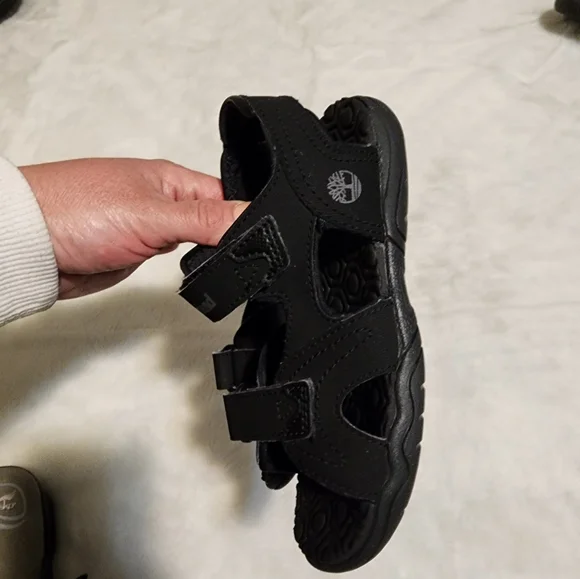 Timberland sandals shoes for boy's size 13