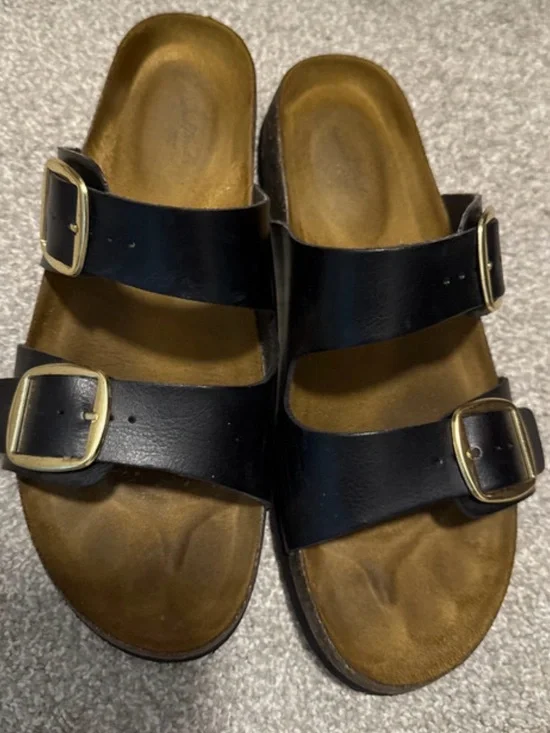 Black Double Buckle Slide Sandals size 8