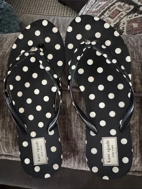 kate spade Sz 8B Polka Dot Flip Flop Sandals