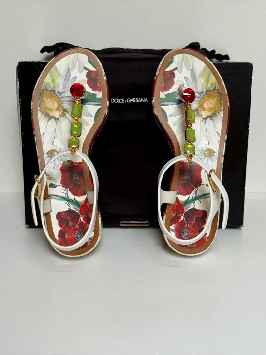 Dolce & Gabbana Poppy/Daisy T-Strap Platform Sandals w/Swarovski Crystals Size 9