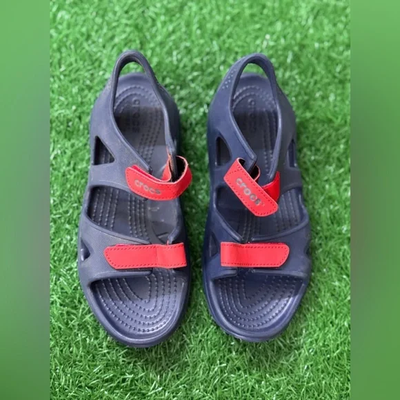 Crocs Kids Sandals - Navy and Red Size‎ J-3