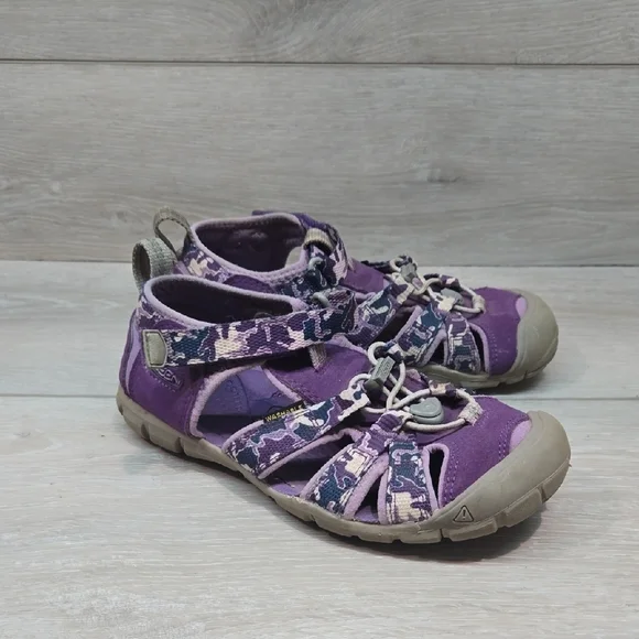 Keen Kids Girl Washable Purple Outdoor Hiking Shoes Sandals Sz 2