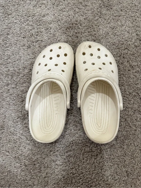 CROCS Cream Slip-On Foam Clogs