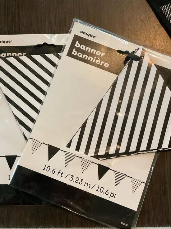 Nique Black and White Striped Party Banner Garland