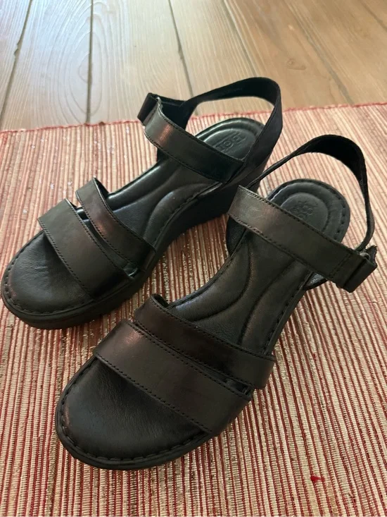 Born Black Leather Wedge Sandals