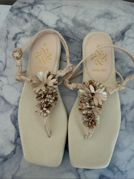 Sam & Libby Neutral Floral T-Strap Sandals