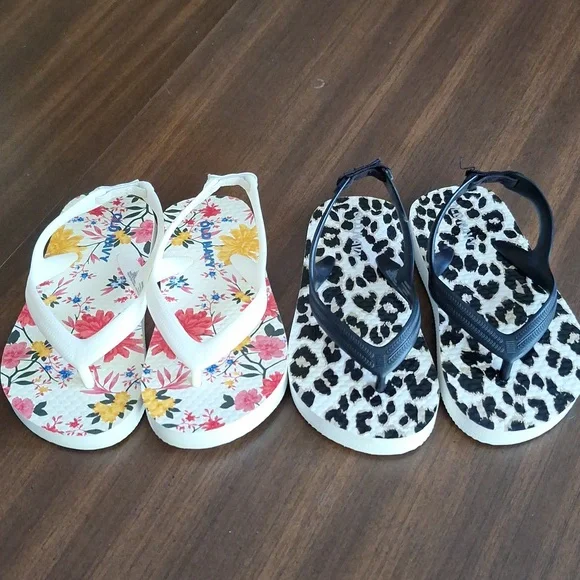Old Navy Toddler Flip Flops