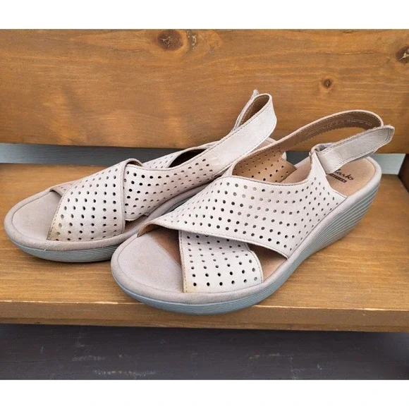 Clarks Women's Pink Wedge Sandals 8.0 Perforated Nubuck Leather Cushion Footbed
