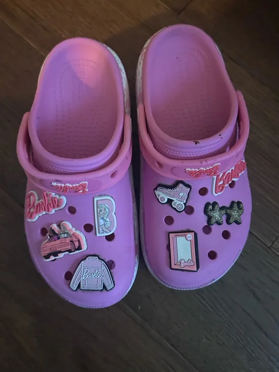 CROCS Kids Barbie Pink Clog‎ Sandals with Fun Charms Limited Edition
