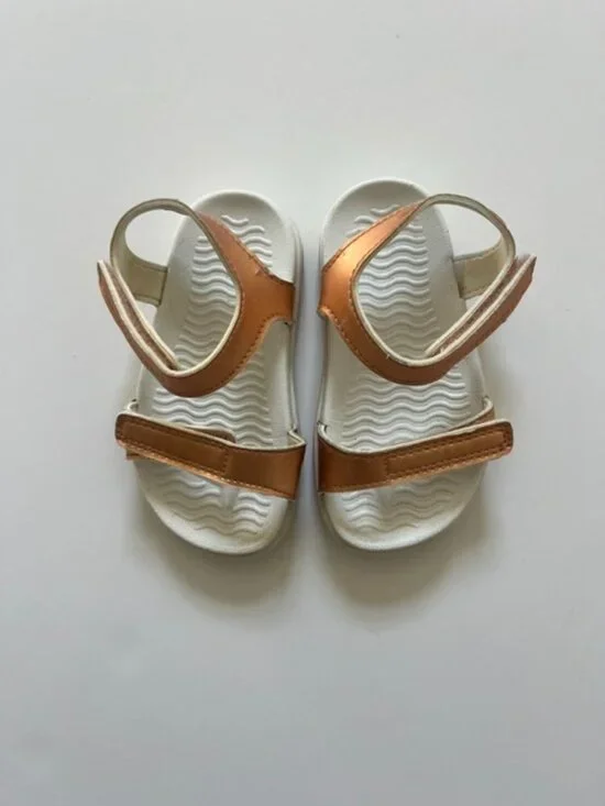 Little Girl's Sandals