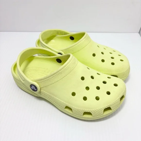 Crocs‎ Yellow Clogs Kid Size 3 Junior Slip On Slingback Comfort Shoes
