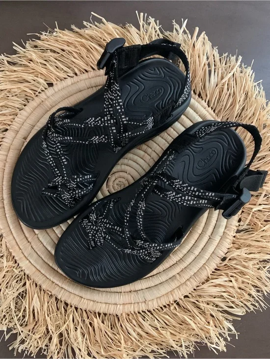 CHACO Women’s Z/Volv X2 Sandals Black White Size 7