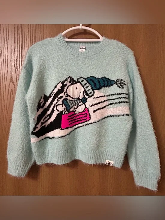 Justice x Snoopy Girls Collab Sweater, Size M