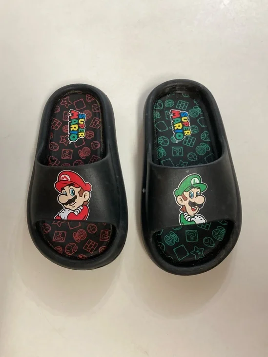 Super Mario Sandals