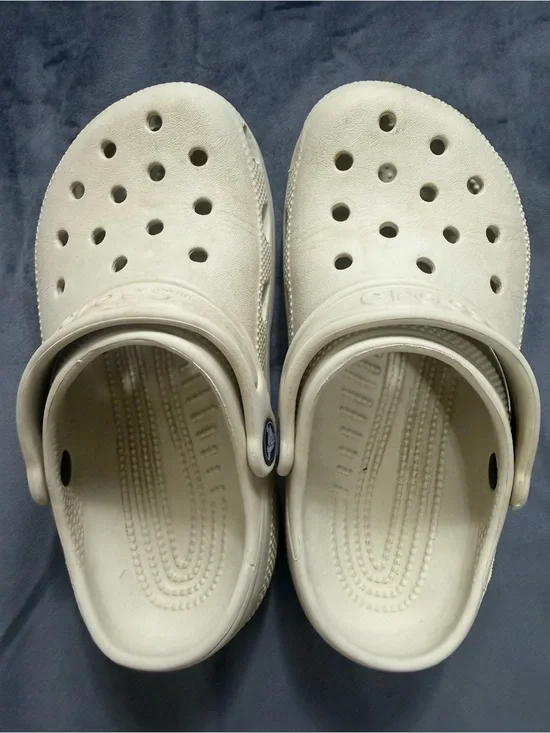 CROCS Kids White Vented Slip-On Clogs