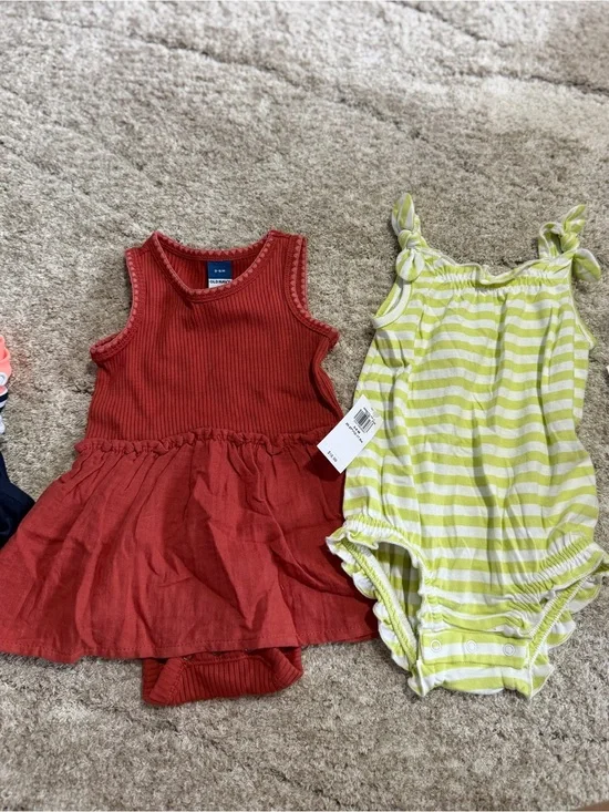 Old Navy Summer Outfits NWT Size 3-6 Month Baby Girl