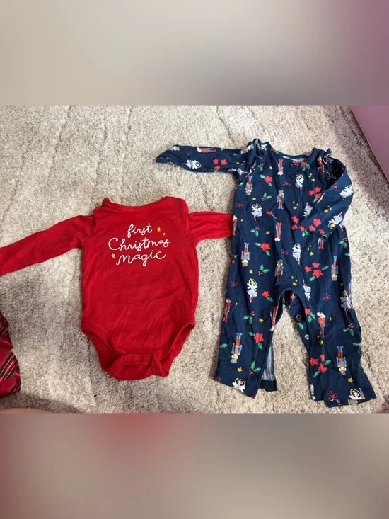 Old Navy Christmas Holiday Lot of 2 6-12 Month Baby Girl