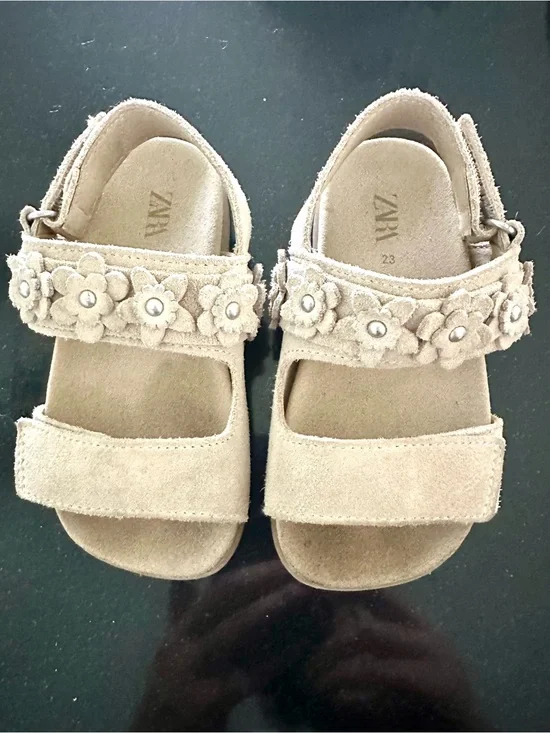ZARA Kids Tan Suede Flower Strap Sandals