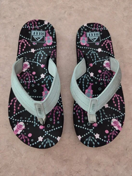 Reef Kids Mint Strap Flip Flops with Black Mermaid Print