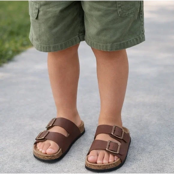Lucky Brand Blanc Kids Brown Dual Strap Buckle Slide Sandals Size 2
