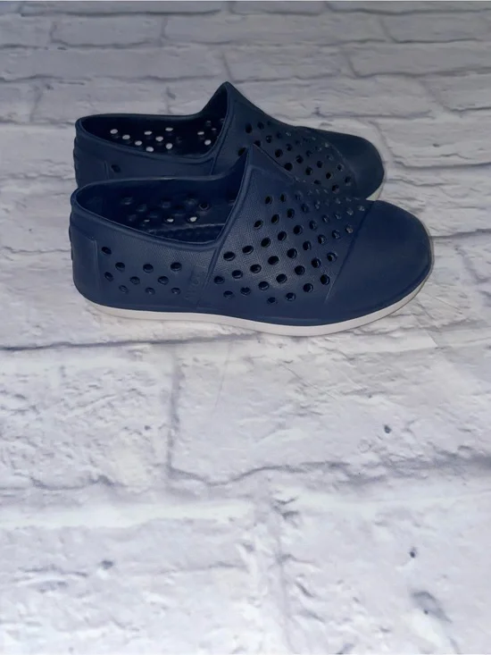 Toms Kids Navy Slip-On Perforated Water-Friendly Sandals. Size 8