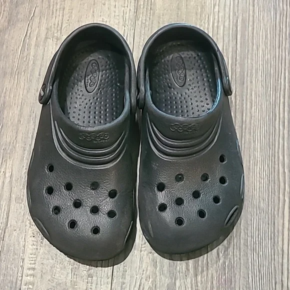 Crocs Unisex Black Size 1/2
