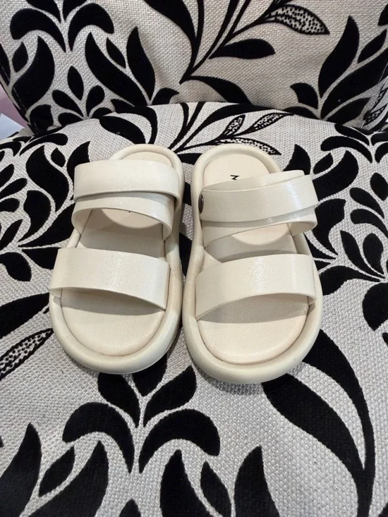 Kids Cream Double-Strap Slide Sandals