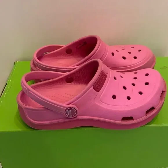 Crocs clogs pink size 2 j2‎