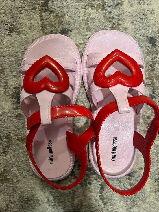 Mini Melissa Girls' Pink Sandals with Red Heart Accent; size 1
