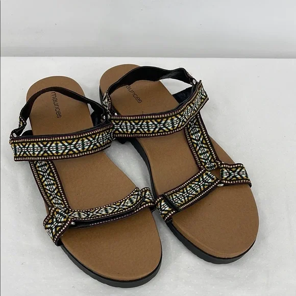 Maurices SIZE 12M  Women's Black and Tan Sandals