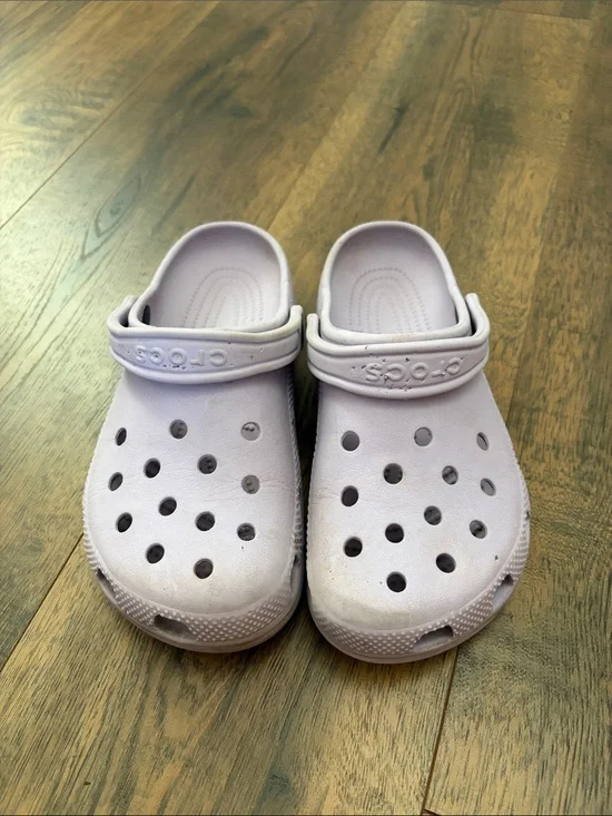 CROCS Kids Classic Clog in Light Lilac