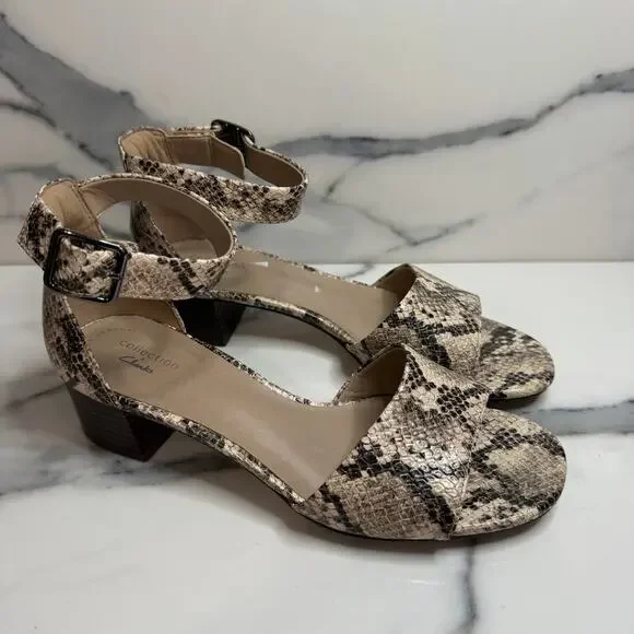 Clarks Womens Snake Embossed Leather Elisa Dedra Sandals Sz 8 Block Heel Pep Toe