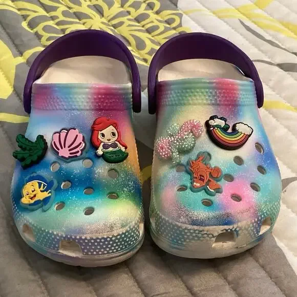 Crocs Classic Clogs Solarized tie-dye and Disney Little Mermaid Jibbitz Sz 11