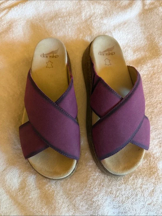Dansko Women's Plum Crisscross Slip-On Sandals