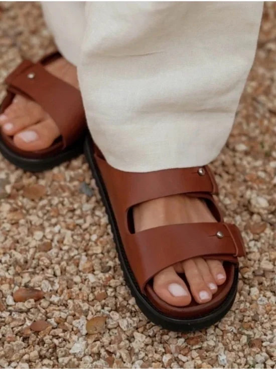Jenni Kayne Hutton Slide Sandals in Saddle Size 40