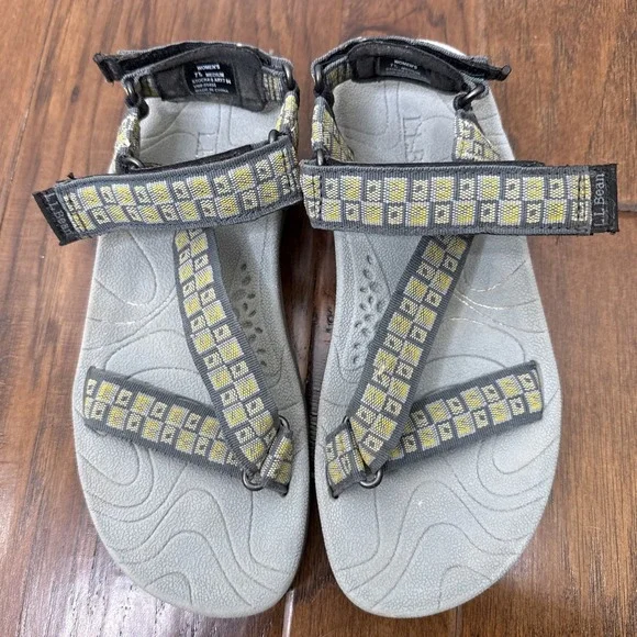 LL Bean Hiking Outdoors Strap Sandal Women 7.5 Gray Gorpcore Travel Water Sporty