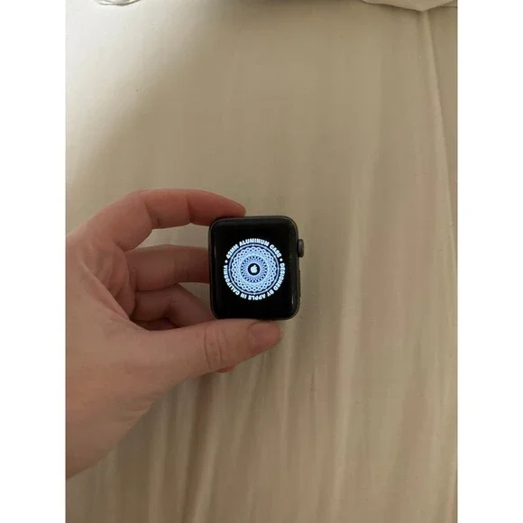 Apple Watch Series 3 42mm titanium black with GPS LOCKED