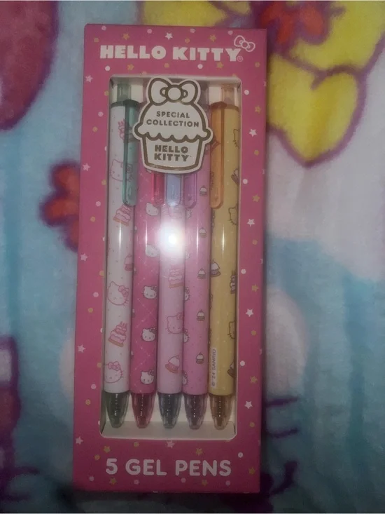 Hello Kitty Pink, Yellow & White 5-Pack Gel Pen Set