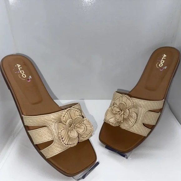 Woman's‎ Sandals Aldo Seaflower Sandal Size 10, Beige