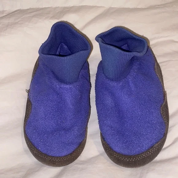 L. L. Bean purple fleece and leather slippers size 9-10