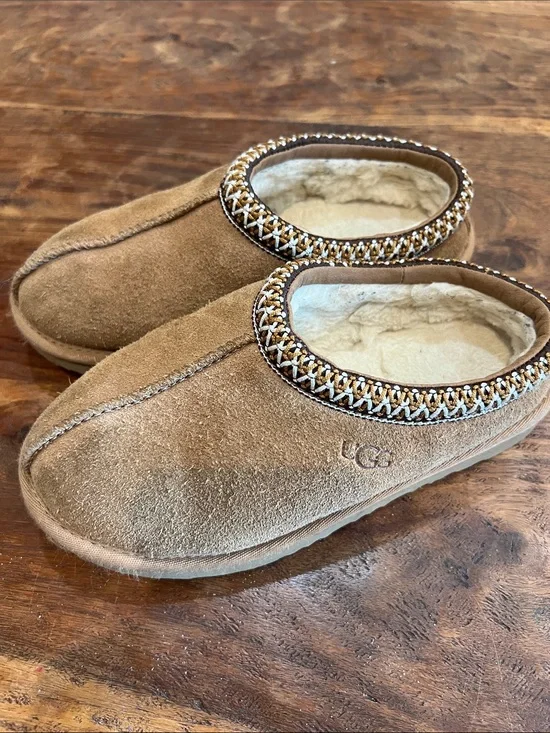 Kids UGG Chestnut Tasman slippers