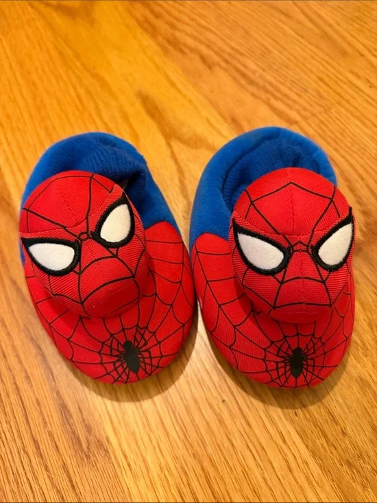 Marvel Spider-Man Red and Blue Kids Footie Slippers