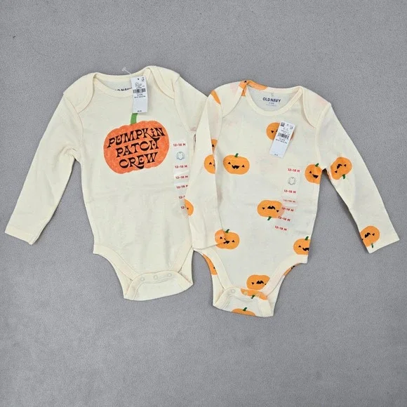Old Navy NWT 12-18M Pumpkin Bodysuit Set Baby Fall Halloween Graphic 2PK