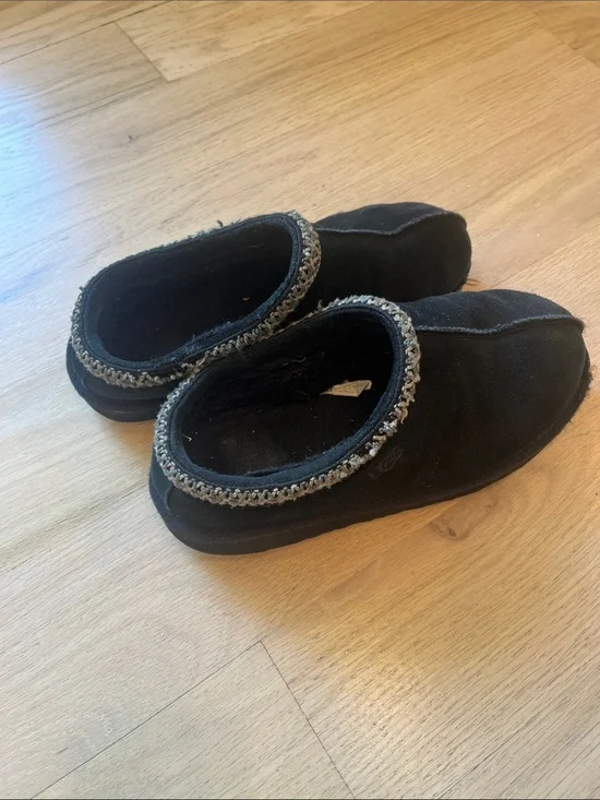 UGG Kids Black Slip-On Slippers with Braided Accent
