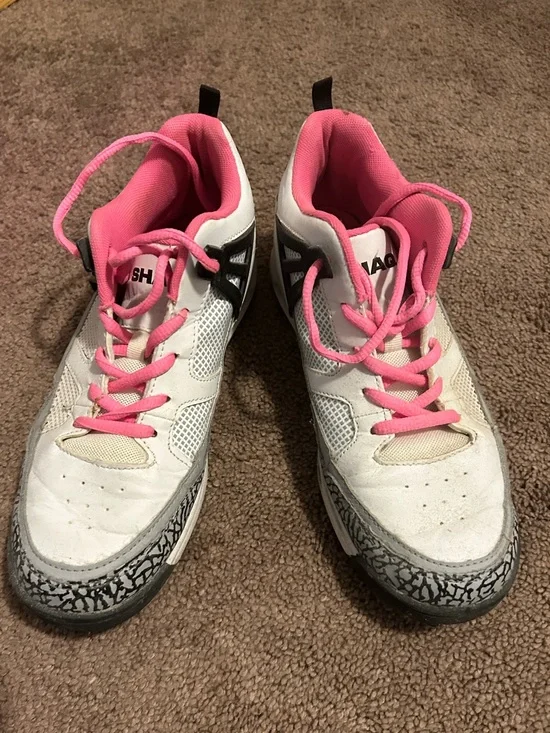 SHAQ White and Pink Athletic Sneakers with Black Accents SIZE:W9
