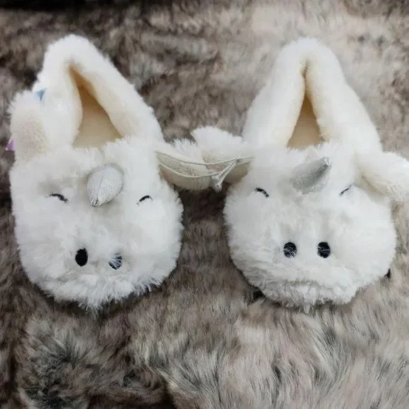 Love At First Sight Unicorn Girls‎ Slippers SZ 4-5T