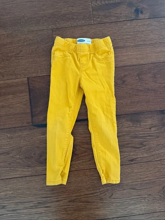 Old Navy girls jeggings yellow size 3T