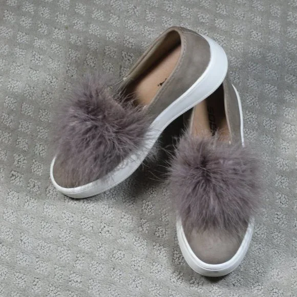 Soda Size 6 Brown Feather Pom Platform Y2K Sneakers